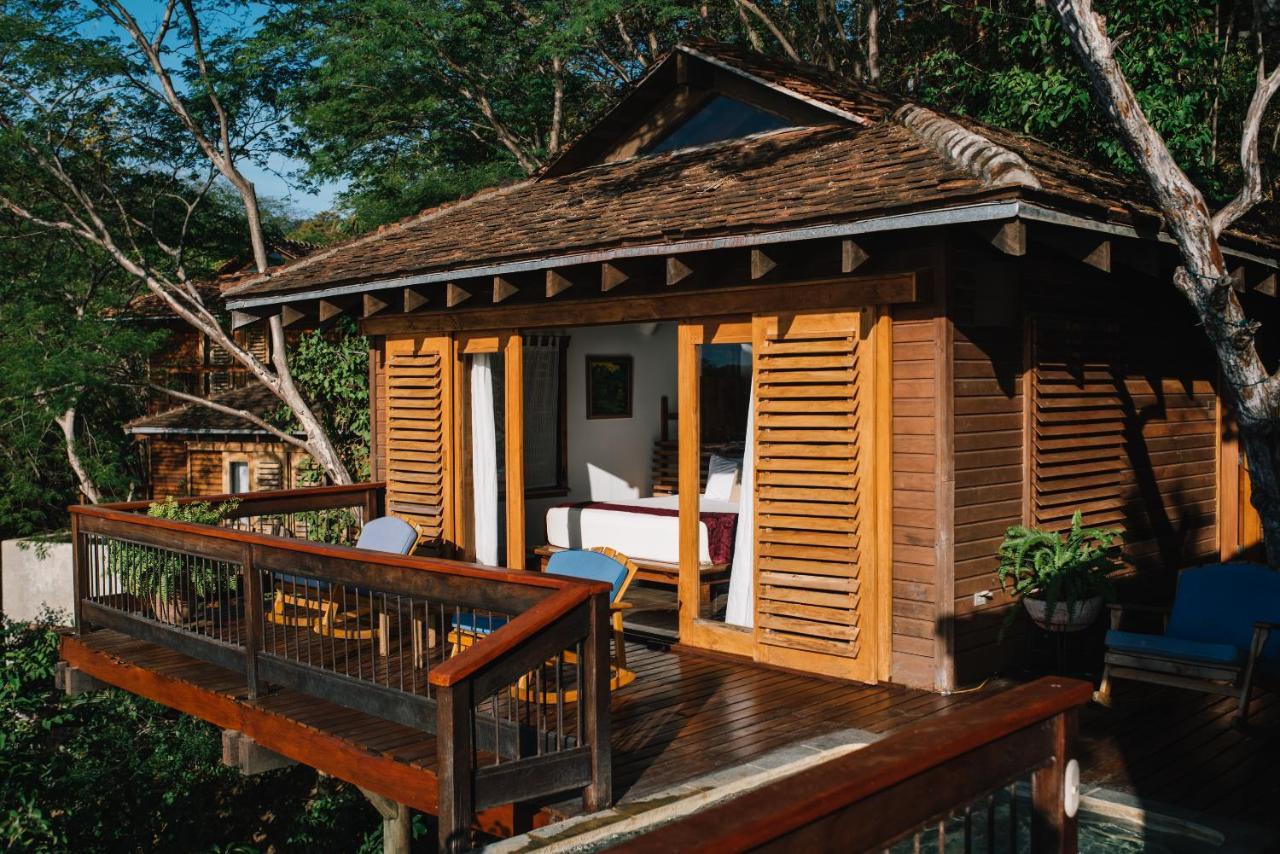 Aqua Oceanfront Hotel Resort El Gigante Exterior photo